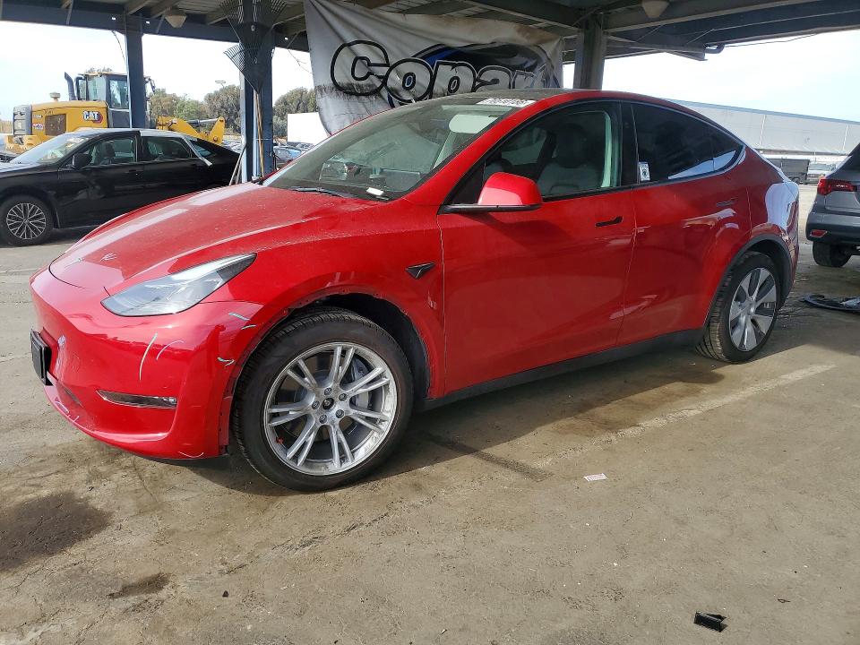 2023 Tesla Model y VIN 7SAYGAEE1PF910389 — COPART salvage auction photo
