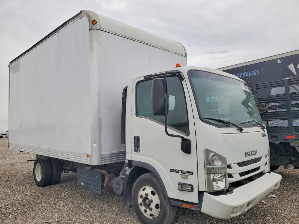 2017 Isuzu Npr VIN JALC4W16XH7003190 COPART salvage auction — STRIPPED, In - Certificate Of Title, sold $10,000 on 2026-09-24 (photo 4)