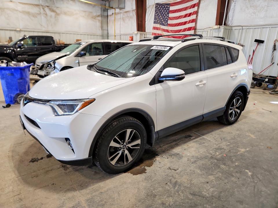 2018 Toyota Rav 4 VIN JTMRFREV8JJ735934 — COPART salvage auction photo