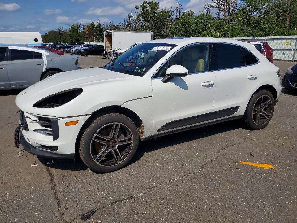 2019 Porsche Macan VIN WP1AB2A57KLB32550 — COPART salvage auction photo