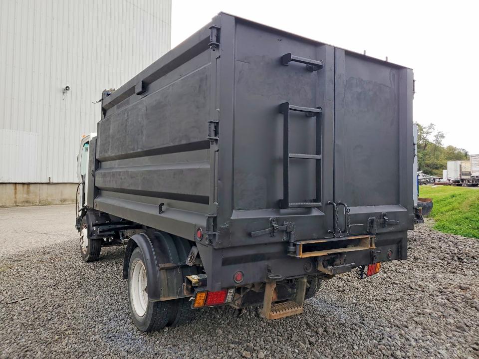 2016 Isuzu Npr Hd VIN 54DC4W1B8GS806456 COPART salvage auction — STRIPPED, PA - CERT OF TITLE, sold $1,500 on 2026-10-06 (photo 2)