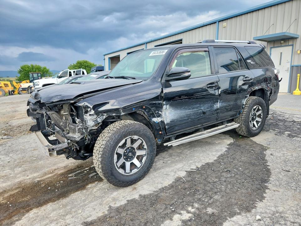 2018 Toyota 4runner VIN JTEBU5JR8J5592254 — COPART salvage auction photo