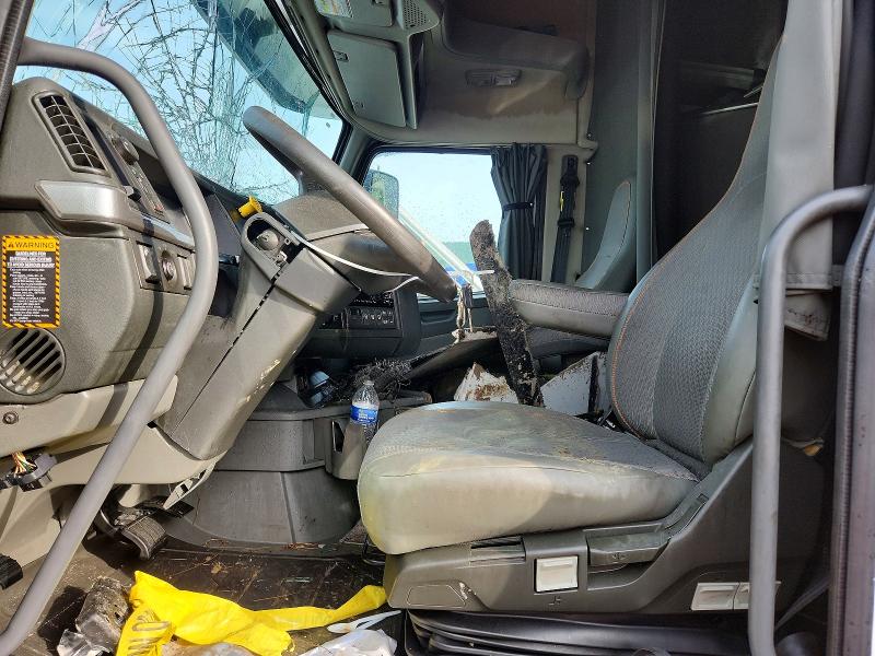 2020 Volvo VIN 4V4NC9EH6LN233697 COPART salvage auction — FRONT END, Salvage Title, sold $4,100 on 2026-09-05 (photo 7)