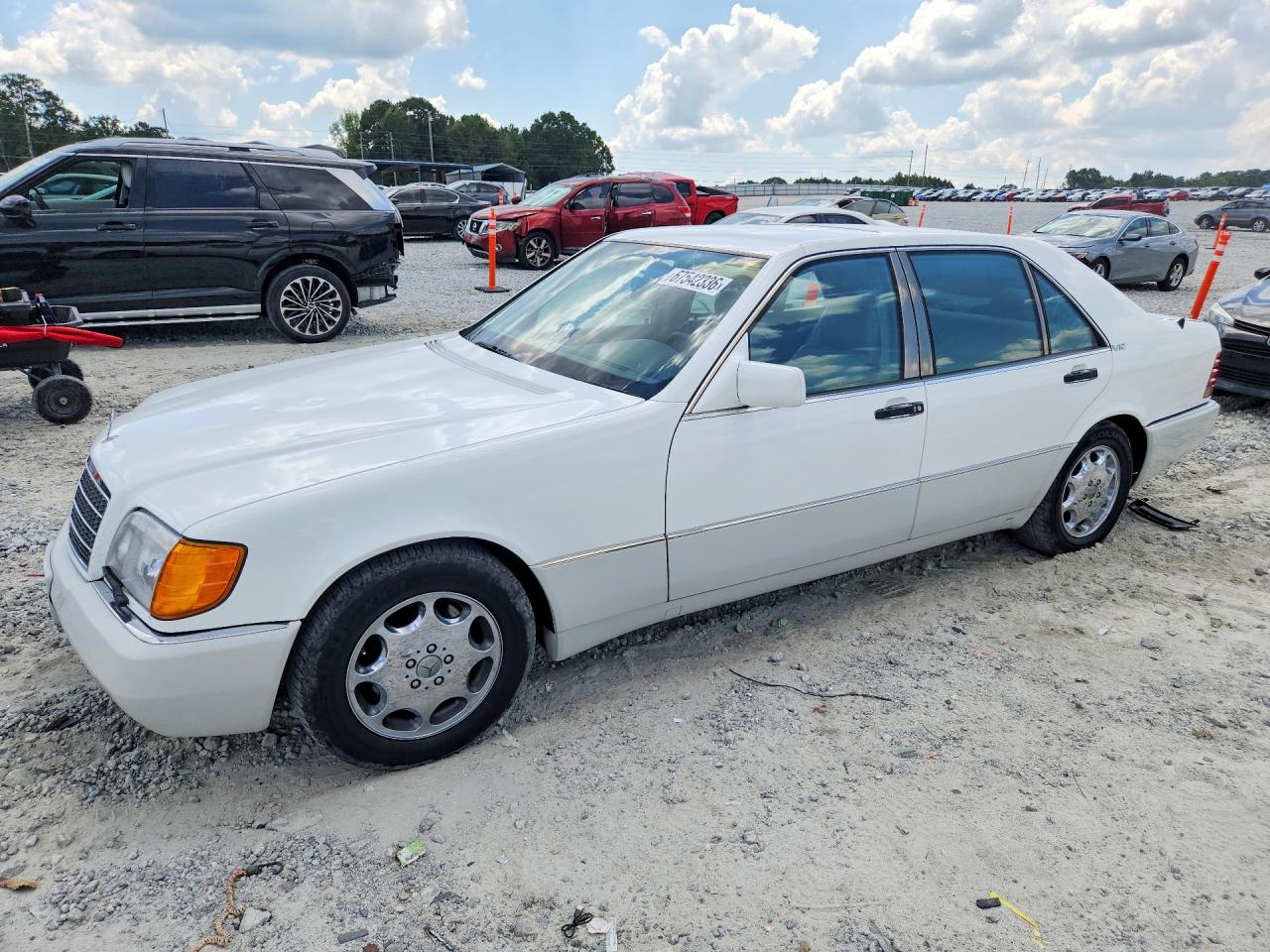 1994 Mercedes-Benz S-Class VIN WDBGA57E5RA151240 — COPART salvage auction photo