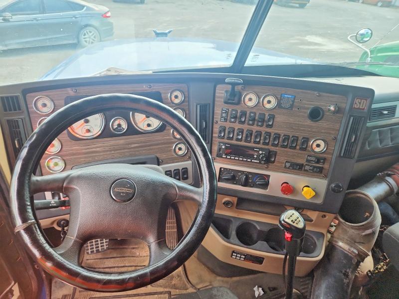 2020 Freightliner 122sd VIN 3AKJGNDR9LDLS4767 COPART salvage auction — MECHANICAL, IL - CERTIFICATE OF TITLE, sold $12,300 on 2026-10-06 (photo 8)