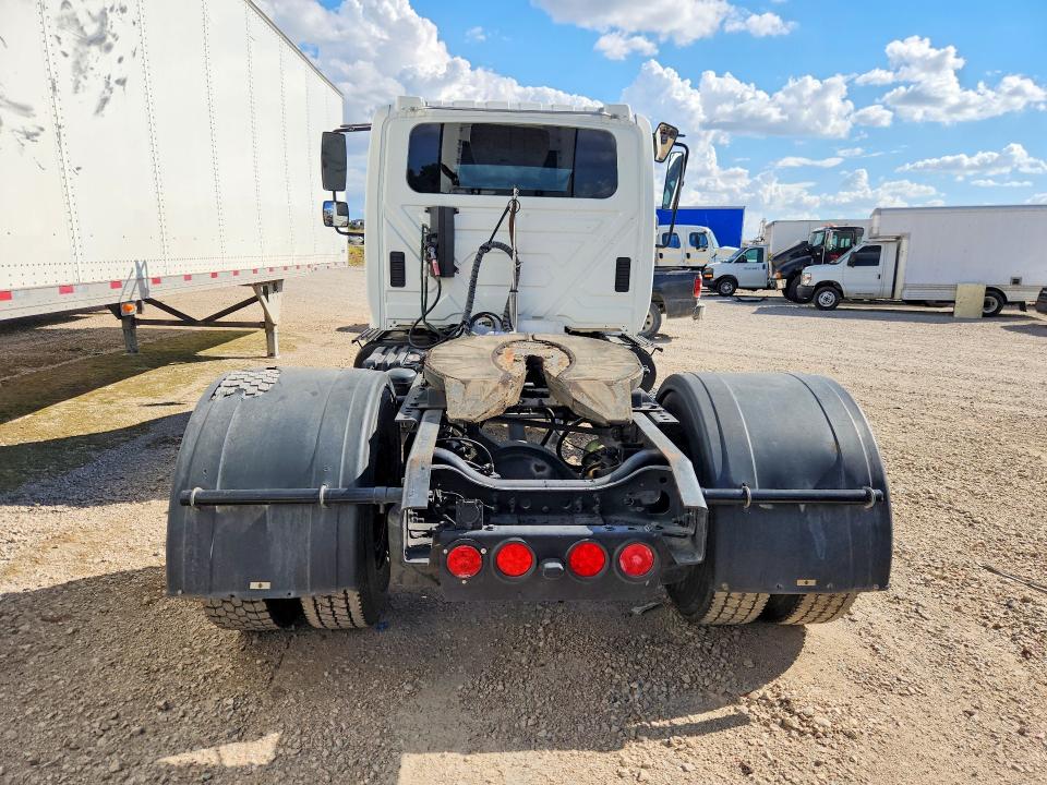 2003 International 4000 series VIN 1HSMMAAN03H555341 COPART salvage auction — FRONT END, OK - CERTIFICATE OF TITLE, sold $5,500 on 2026-09-11 (photo 6)