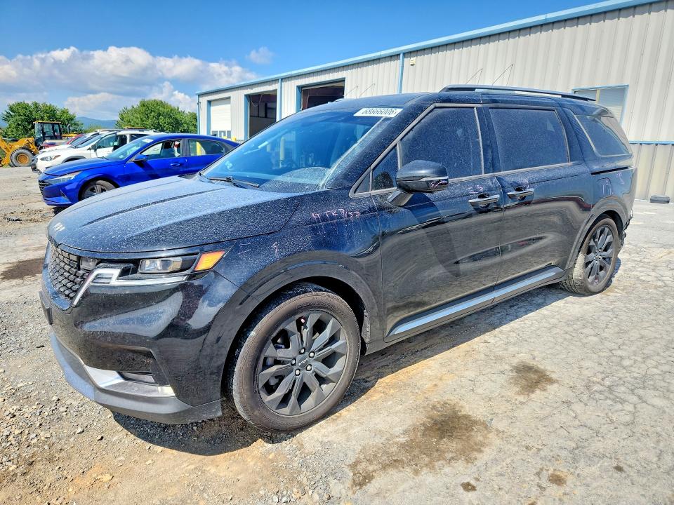 2023 Kia Carnival VIN KNDNE5H32P6216393 — COPART salvage auction photo