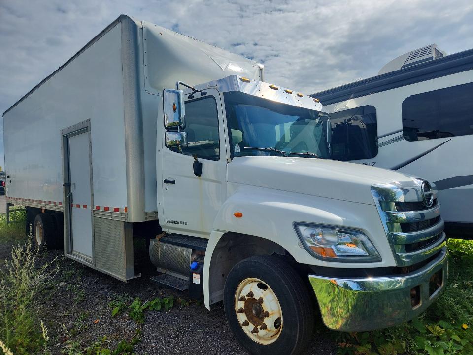 2019 Hino All other VIN 2AYNE8JP2K3S14171 COPART salvage auction — NORMAL WEAR, NU, sold $2,550 on 2026-10-06 (photo 4)
