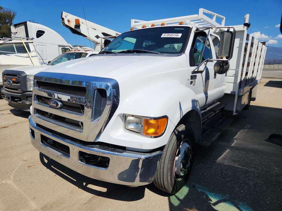 2013 Ford F-650 VIN 3FRNW6JP9DV498752 — COPART salvage auction photo