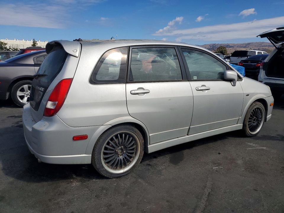 2004 Suzuki Aerio VIN JS2RC61H945255301 COPART salvage auction — MINOR DENT/SCRATCHES, Ca - Dis/Dlr/Exp App For Dup Clean, sold $50 on 2026-09-29 (photo 3)