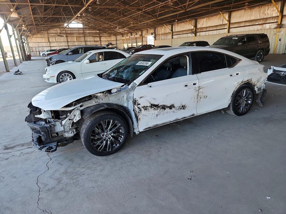 2020 Lexus ES VIN 58ADZ1B19LU062419 — COPART salvage auction photo