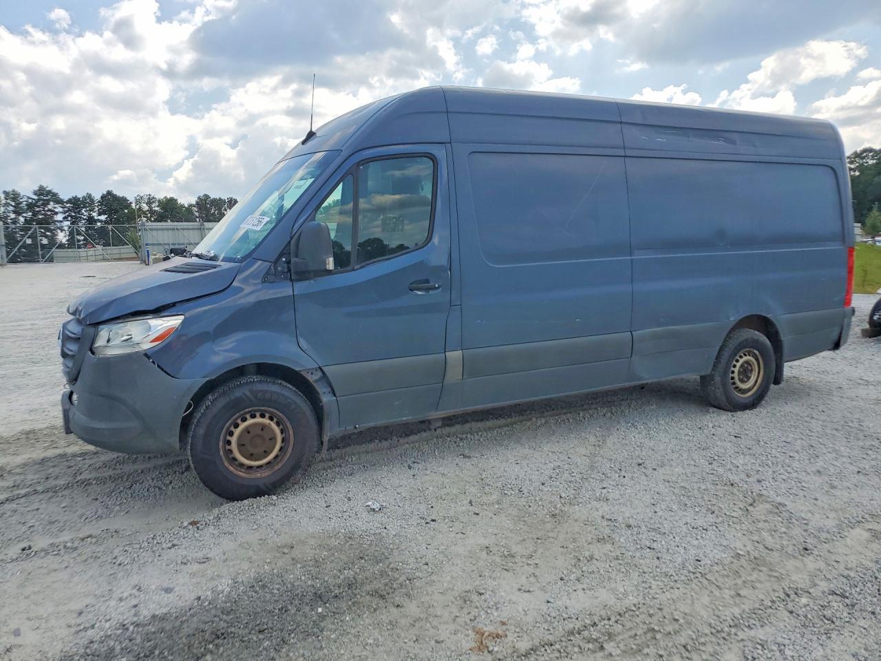 2019 Mercedes-Benz Sprinter VIN WD4PF1CD9KP123734 — COPART salvage auction photo