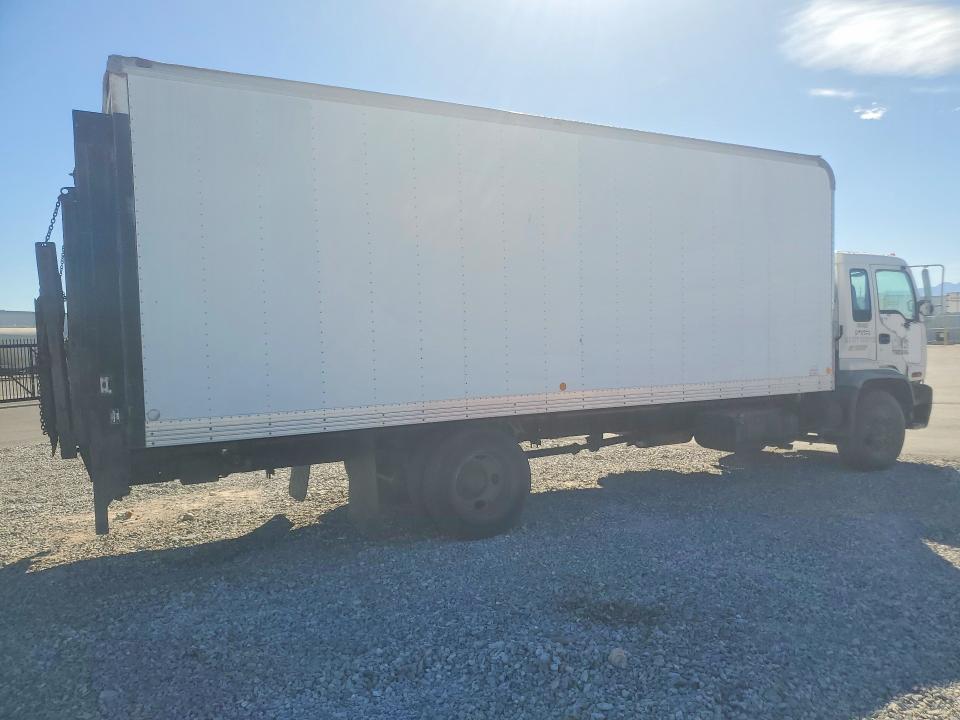 2000 Isuzu F7 VIN 4GTJ7C132YJ700620 COPART salvage auction — SIDE, Nv - Certificate Of Title (P), sold $650 on 2026-09-25 (photo 3)