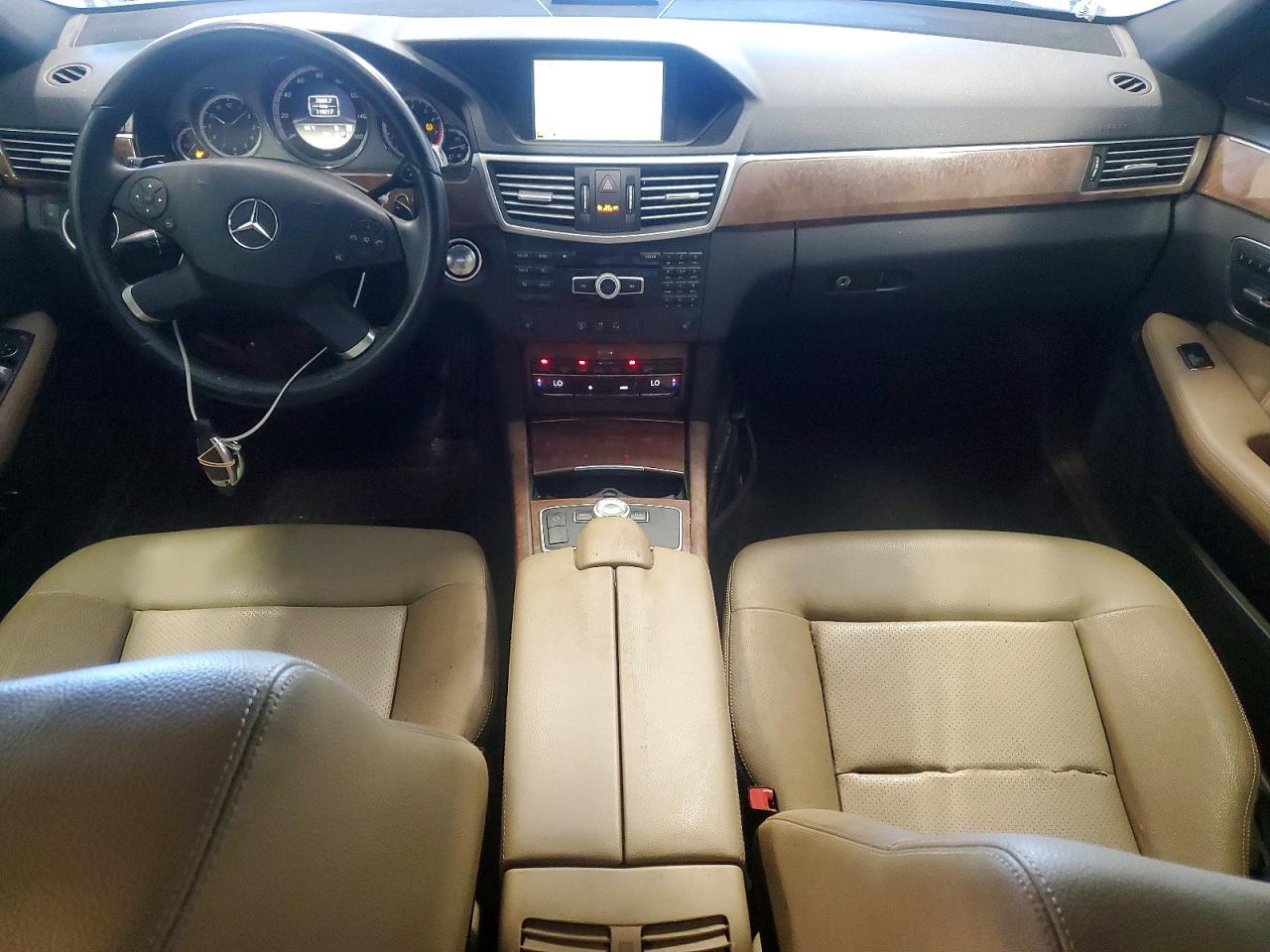 2012 Mercedes-benz E-class VIN WDDHF8JB2CA614116 COPART salvage auction — Side, NC - DEALER ONLY CLEAN TITLE, sold $1,200 on 2026-10-01 (photo 8)