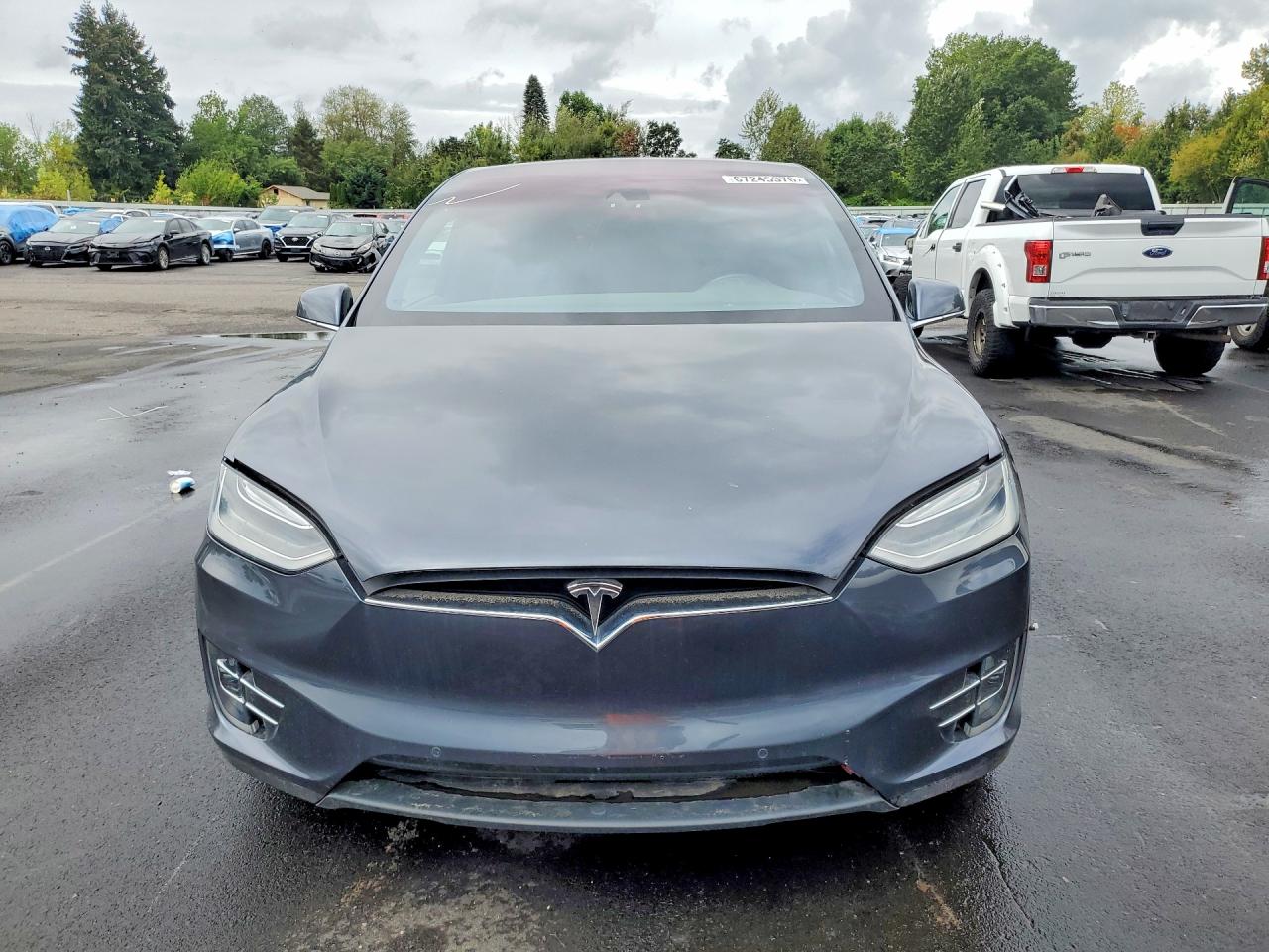 2016 Tesla Model X VIN 5YJXCAE24GF017840 COPART salvage auction — Side, CA - SALVAGE CERTIFICATE, sold $9,100 on 2026-10-13 (photo 5)
