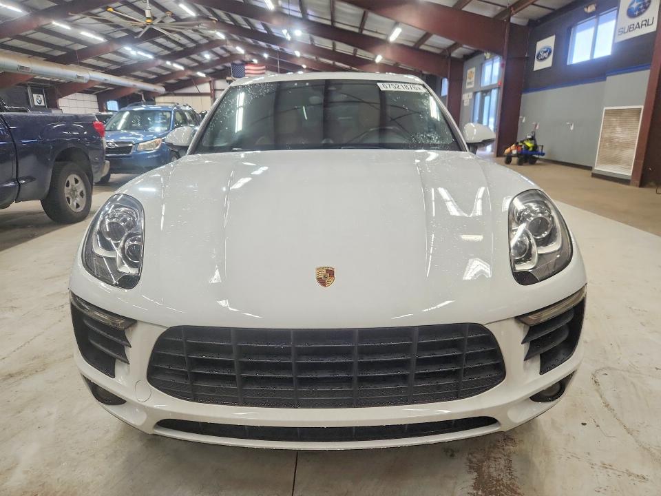 2017 Porsche Macan VIN WP1AB2A5XHLB20594 COPART salvage auction — MINOR DENT/SCRATCHES, NJ - CERTIFICATE OF TITLE (P), sold $7,900 on 2026-09-03 (photo 5)