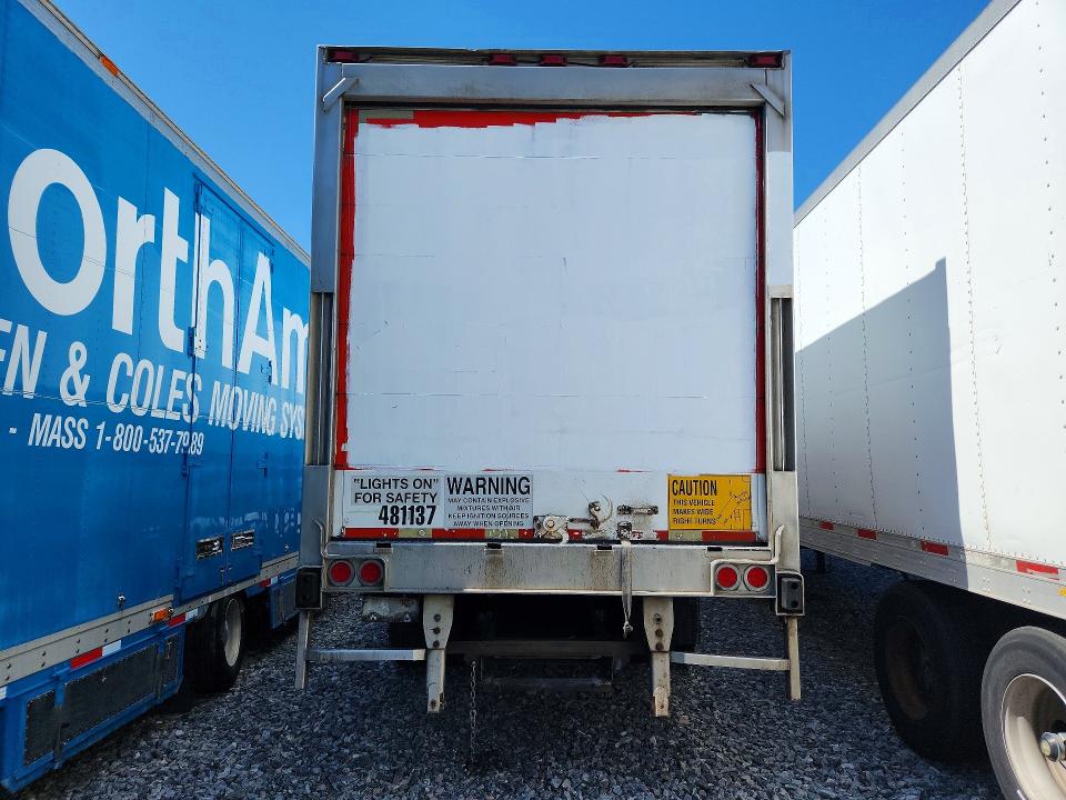 2004 Utility trailer Vsra reefe VIN 1UYVS24846U783709 COPART salvage auction — MINOR DENT/SCRATCHES, IN - CERTIFICATE OF TITLE (P), sold $475 on 2026-09-22 (photo 6)