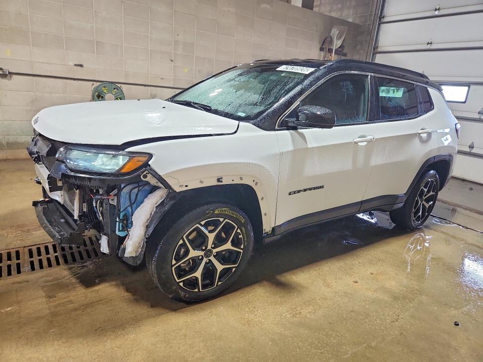 2026 Jeep Compass VIN 3C4NJDCN6TT225693 — COPART salvage auction photo