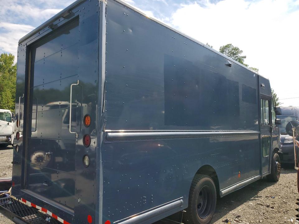 2020 Ford F59 VIN 1F65F5KN7L0A01888 COPART salvage auction — MINOR DENT/SCRATCHES, MD - CERTIFICATE OF TITLE, sold $19,300 on 2026-09-15 (photo 3)