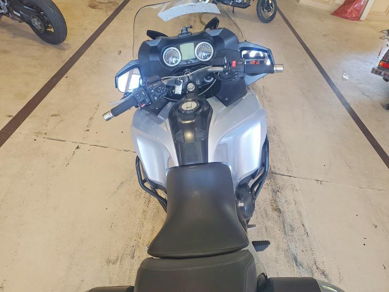 2014 Triumph motorcycle Trophy VIN SMTH02XK8EJ626128 COPART salvage auction — SIDE, RI - SALVAGE CERTIFICATE OF TITLE, sold $1,200 on 2026-10-15 (photo 6)