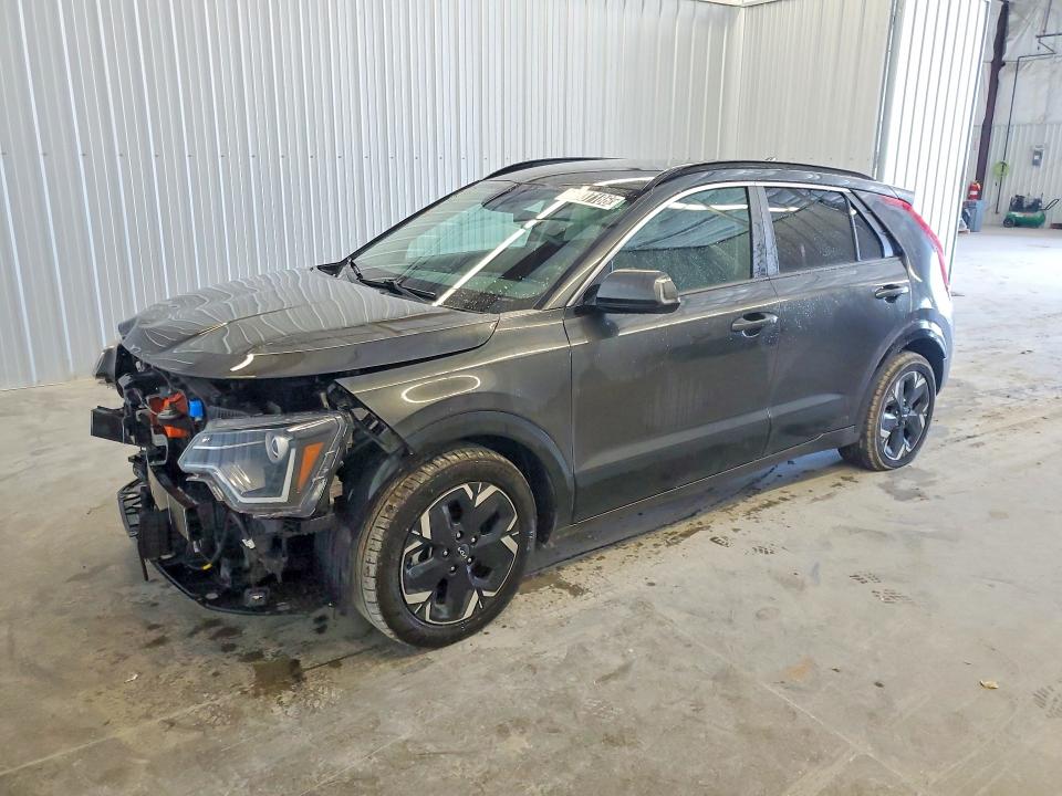 2024 Kia Niro VIN KNDCR3L15R5080792 — COPART salvage auction photo