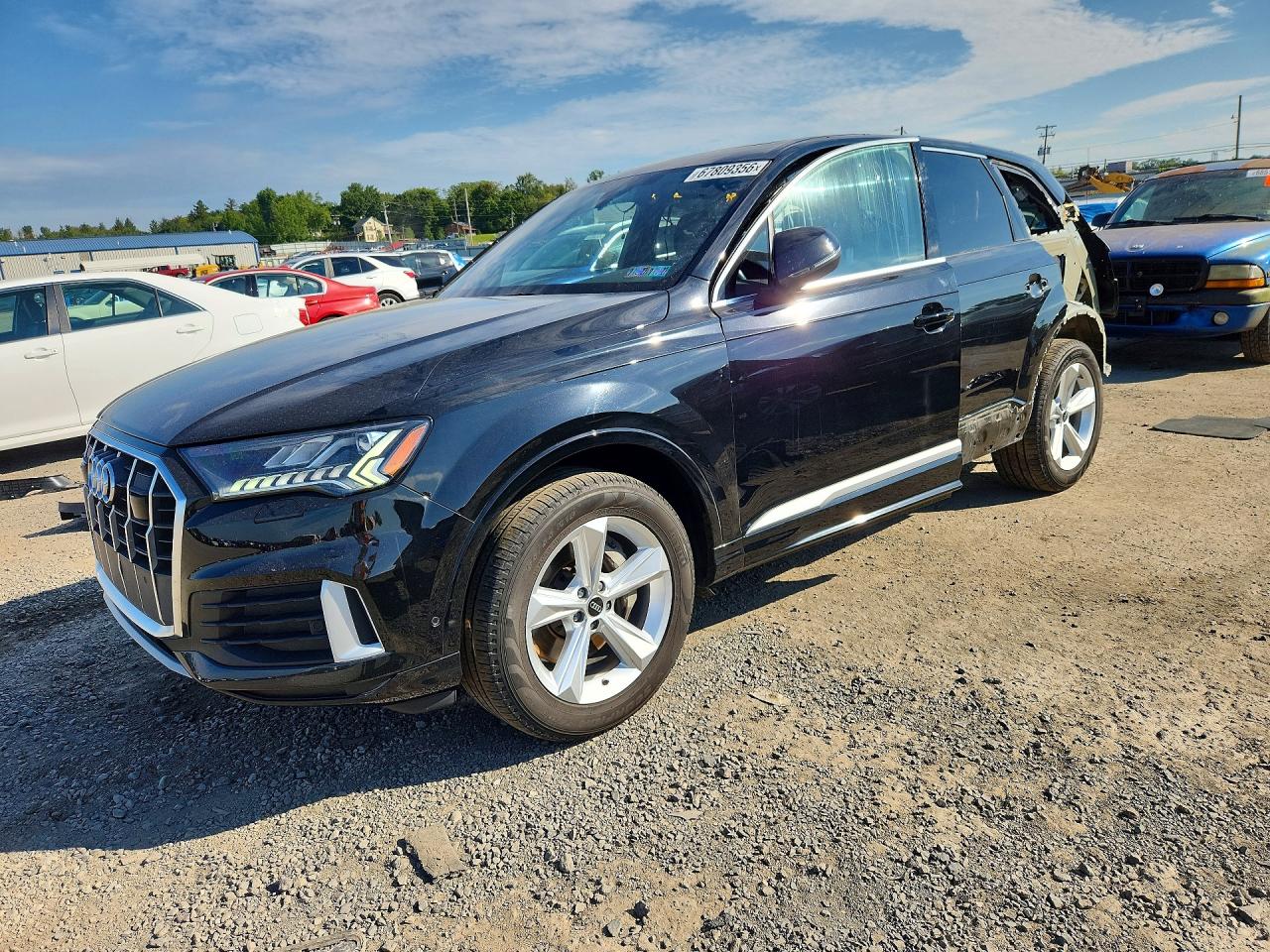 2024 Audi Q7 VIN WA1LCBF72RD009612 — COPART salvage auction photo
