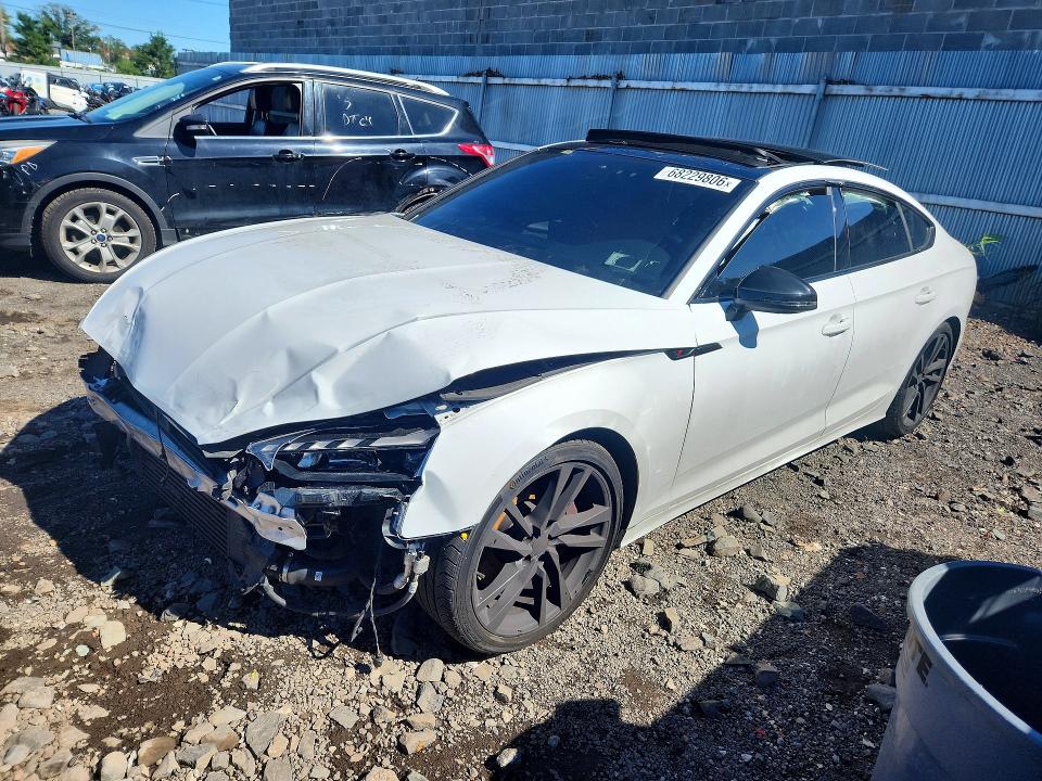 2024 Audi Rs5 VIN WAUC4CF57RA070749 — COPART salvage auction photo