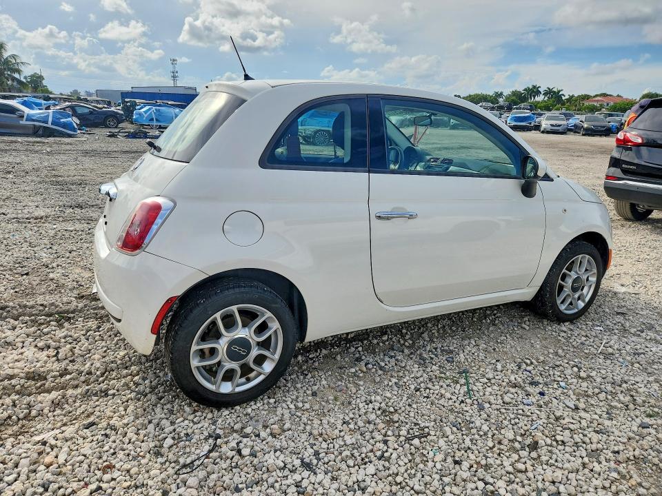 2015 Fiat 500 VIN 3C3CFFAR1FT613434 COPART salvage auction — NORMAL WEAR, FL - CERTIFICATE OF TITLE (P), sold $450 on 2026-10-16 (photo 3)