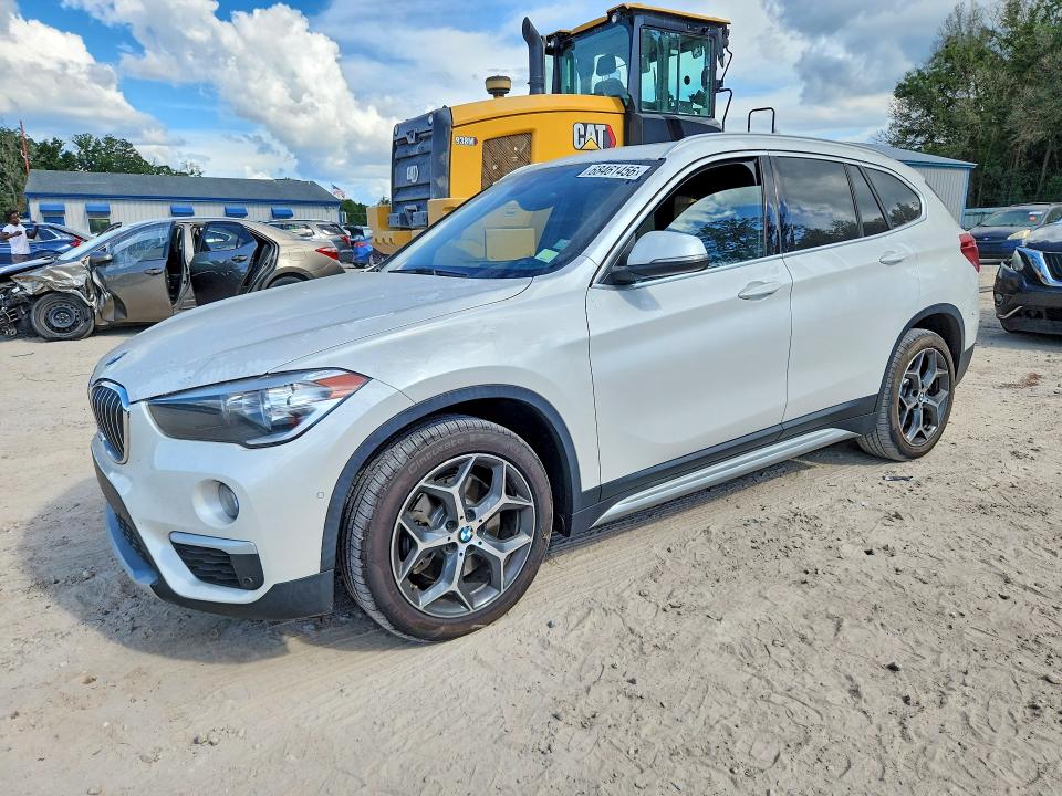 2019 BMW X1 VIN WBXHU7C52K3H45072 — COPART salvage auction photo