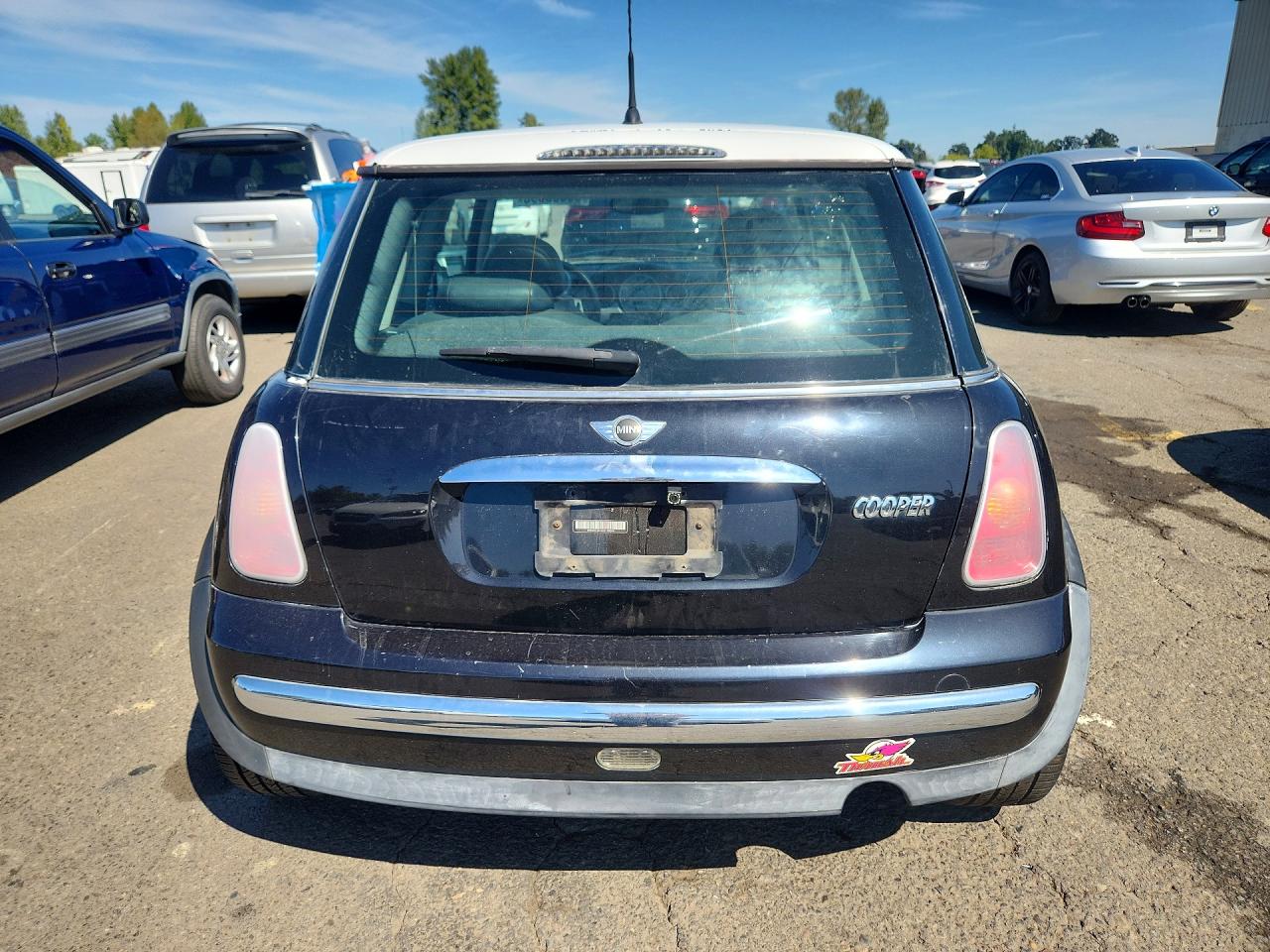 2002 Mini Cooper VIN WMWRC33422TC38206 COPART salvage auction — Mechanical, OR - CERTIFICATE OF TITLE, sold $693 on 2026-09-18 (photo 6)