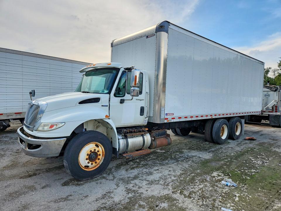 2009 International 4000-Series VIN 1HTMSAAR59H112356 COPART salvage auction — MINOR DENT/SCRATCHES, IL - CERTIFICATE OF TITLE (P), sold $775 on 2026-09-28 (photo 1)