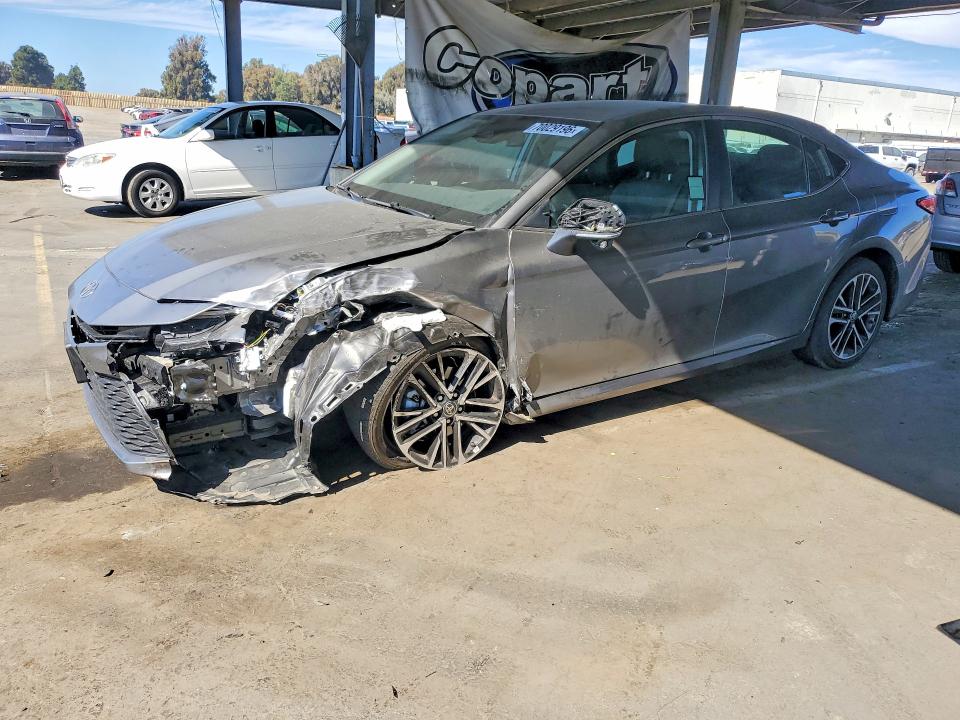 2025 Toyota Camry VIN 4T1DAACK3SU605087 — COPART salvage auction photo