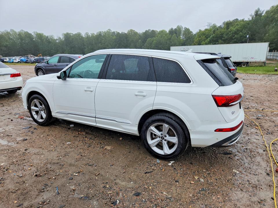 2021 Audi Q7 VIN WA1AXAF78MD033556 COPART salvage auction — MINOR DENT/SCRATCHES, VA - CERTIFICATE OF TITLE (P), sold $15,300 on 2026-10-01 (photo 2)