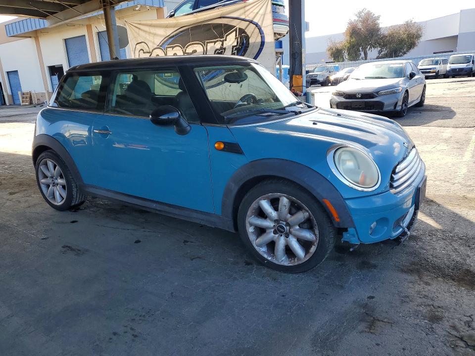2010 Mini Cooper VIN WMWMF3C53ATZ60984 COPART salvage auction — FRONT END, Ca - Dis/Dlr/Exp Only Clean Title, sold $350 on 2026-10-01 (photo 4)