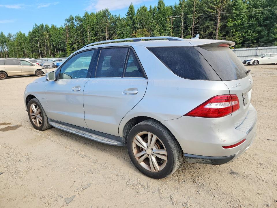 2012 Mercedes-benz M-klasse VIN 4JGDA5HB0CA035178 COPART salvage auction — REAR END, VA - CERTIFICATE OF TITLE, sold $275 on 2026-10-02 (photo 2)