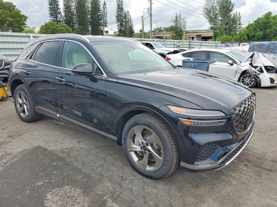 2026 Genesis Gv70 VIN 5NMMADTB5TH041828 COPART salvage auction — WATER/FLOOD, Mi - Cert Of Title-Salvage Flood, sold $3,100 on 2026-09-09 (photo 4)
