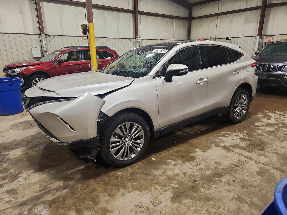 2022 Toyota Venza VIN JTEAAAAH2NJ087599 — COPART salvage auction photo