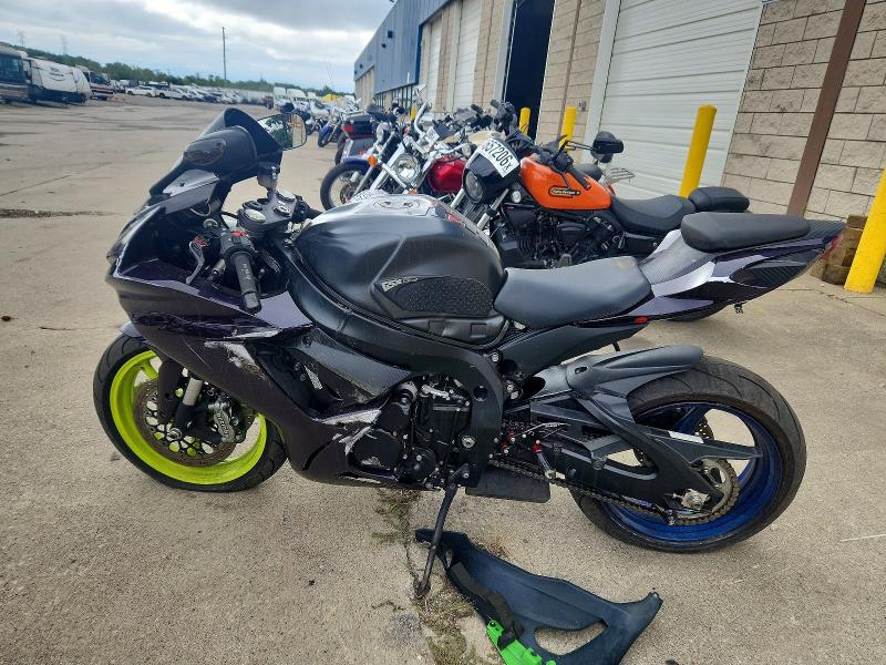 2017 Suzuki Gsx-r600 VIN JS1GN7FA7H2101166 COPART salvage auction — FRONT END, MI - CERTIFICATE OF TITLE, sold $2,350 on 2026-10-22 (photo 3)