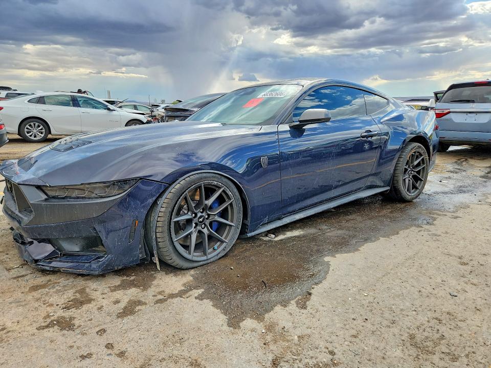 2025 Ford Mustang VIN 1FA6P8R04S5504294 — COPART salvage auction photo