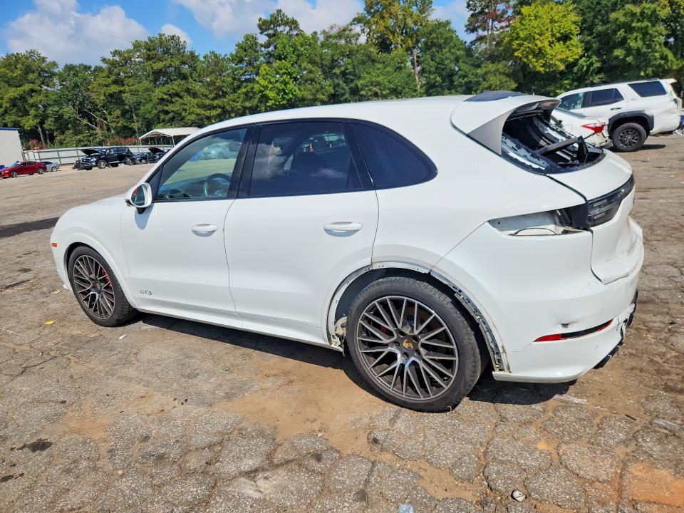 2022 Porsche Cayenne VIN WP1AG2AY5NDA38659 COPART salvage auction — REAR END, GA - CERT OF TITLE-SALVAGE, sold $41,250 on 2026-10-16 (photo 2)