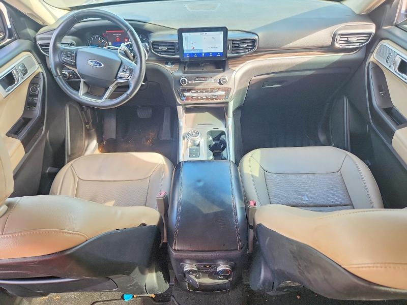 2020 Ford Explorer VIN 1FMSK7FHXLGA03956 COPART salvage auction — SIDE, Fl - Certificate Of Title, sold $8,000 on 2026-10-13 (photo 8)
