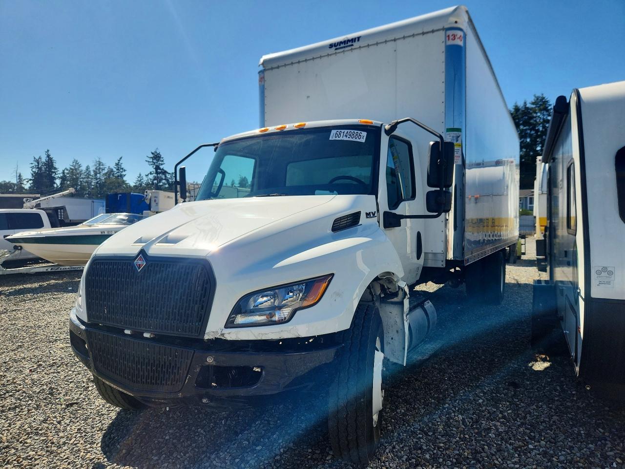 2024 International MV-Series VIN 3HAEUMML3RL875395 — COPART salvage auction photo