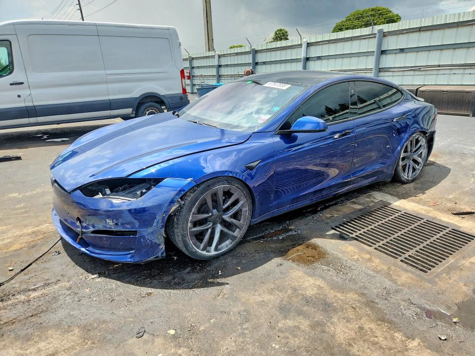 2021 Tesla Model s VIN 5YJSA1E54MF437068 — COPART salvage auction photo