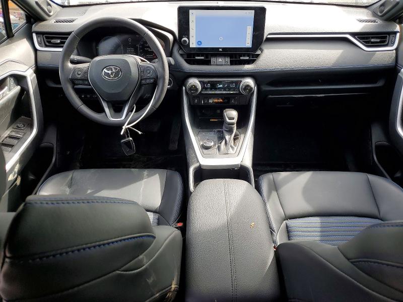 2025 Toyota Rav 4 VIN 2T35WRFV8SW255442 COPART salvage auction — VANDALISM, ON - PERMIT NO BRAND - UNFIT, sold $30,500 on 2026-09-29 (photo 8)