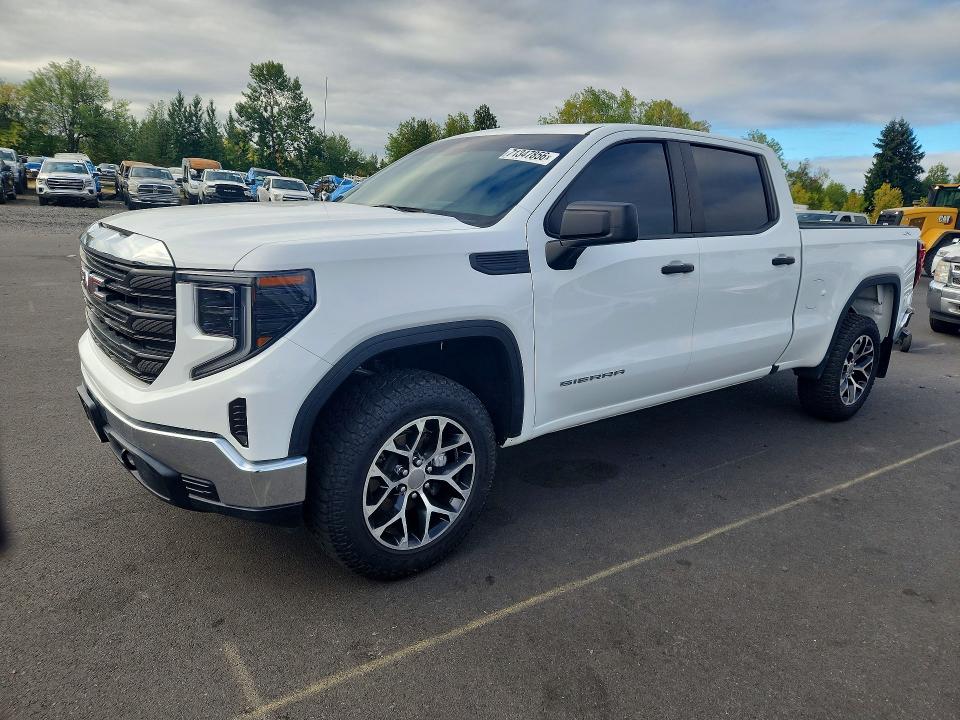 2023 Gmc SIERRA VIN 3GTPUAEK0PG102777 COPART salvage auction — MINOR DENT/SCRATCHES, OR - SALVAGE TITLE CERTIFICATE, sold $7,200 on 2026-10-05 (photo 1)