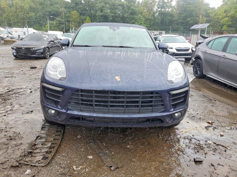 2017 Porsche Macan VIN WP1AA2A57HLB82974 COPART salvage auction — MECHANICAL, MD - CERTIFICATE OF TITLE, sold $2,650 on 2026-10-09 (photo 5)