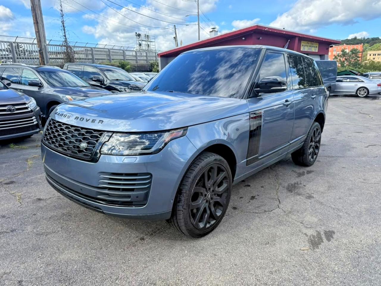 2022 Land Rover Range Rover VIN SALGS2RU7NA465685 — COPART salvage auction photo