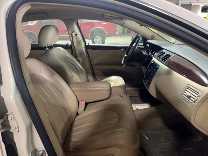 2011 Buick Lucerne VIN 1G4HC5EMXBU143578 COPART salvage auction — MECHANICAL, MO - CERT OF TITLE-PRIOR SALVAGE (P), sold $500 on 2026-10-06 (photo 5)