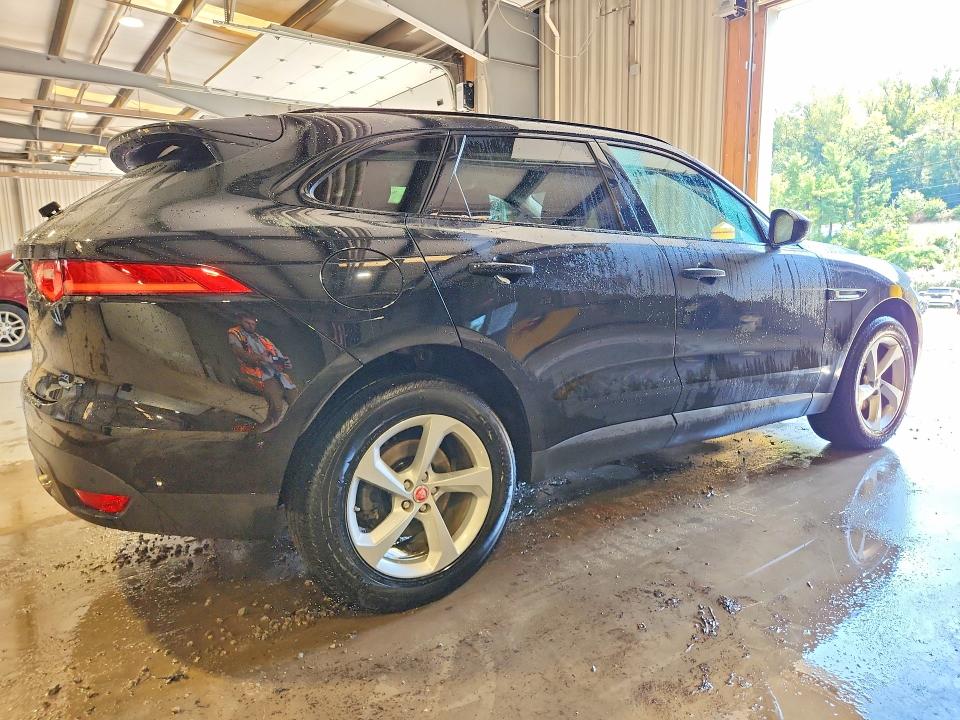 2019 Jaguar F-pace VIN SADCJ2FX1KA395205 COPART salvage auction — MECHANICAL, PA - CERT OF TITLE, sold $4,200 on 2026-09-09 (photo 3)
