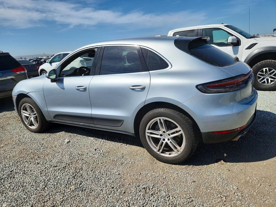 2020 Porsche Macan VIN WP1AB2A57LLB30671 COPART salvage auction — MINOR DENT/SCRATCHES, Ca - Dis/Dlr/Exp Only Clean Title (P), sold $14,700 on 2026-09-15 (photo 2)